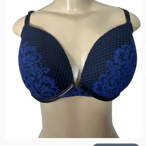 VICTORIA’S SECRET PUSH UP BRA PANTY SET THONG BLACK BLUE FAUX LEATHER 36DD - Picture 3 of 13